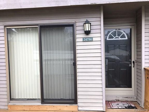 4th image of 24786 Cashmere Ct #1