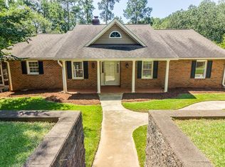 1562 N Woodbury Rd, Seneca, SC 29672