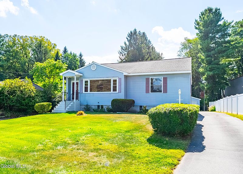 2nd image of 50 Consaul Road