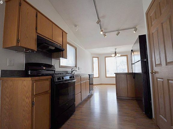 4th image of 13308 NE 88th Cir