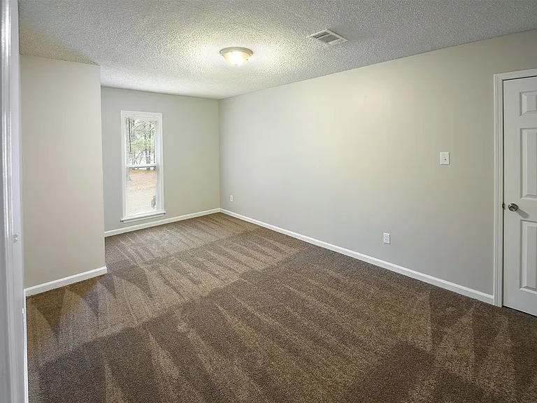 7298 Ashley Oaks Dr — Photo 11