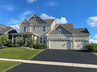 40W185 Palmer Rd, Geneva, IL 60134