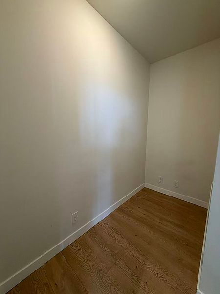 Vancouver Apartment for rent - 2 Bedrooms — photo 8
