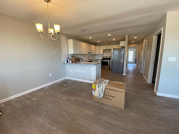 5th image of 1 Golden Leaf Blvd #105
