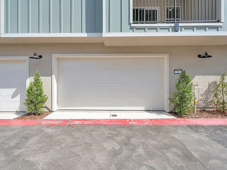 14545 Southpointe Dr #81 — Photo 42