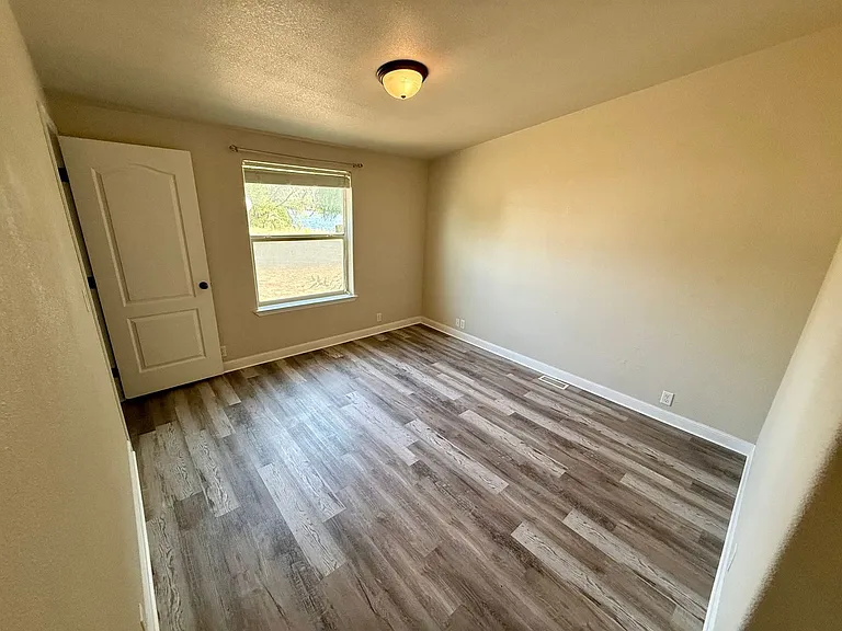 20324 Clearwater Dr — Photo 19