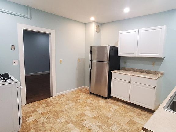 2nd image of 35 Idylwood Ave #1