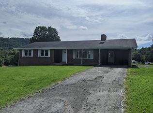 240 Fields Ave, Lebanon, VA 24266