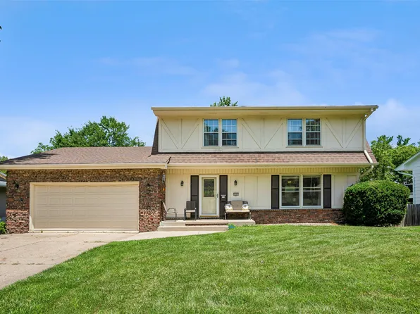 2501 Pleasant St, West Des Moines, IA 50266