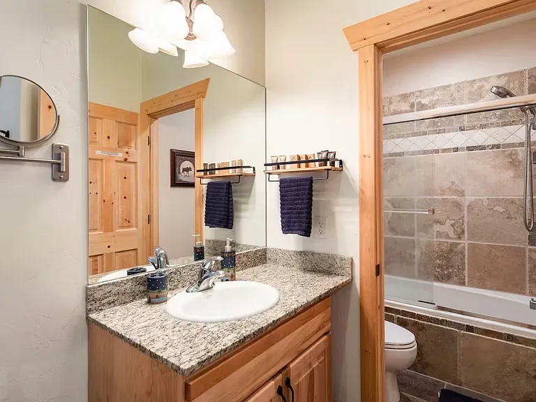 3984 N Timber Wolf Ln #8B — Photo 11