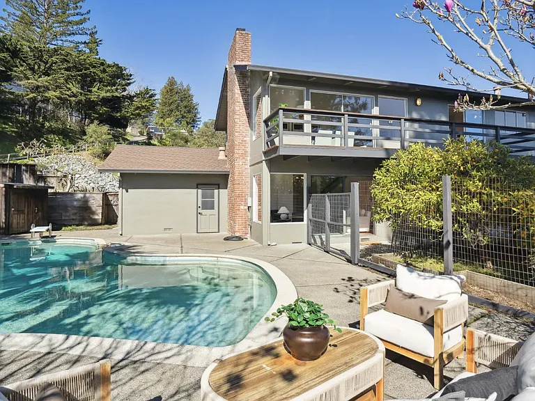 20 Stanton Way — Photo 11