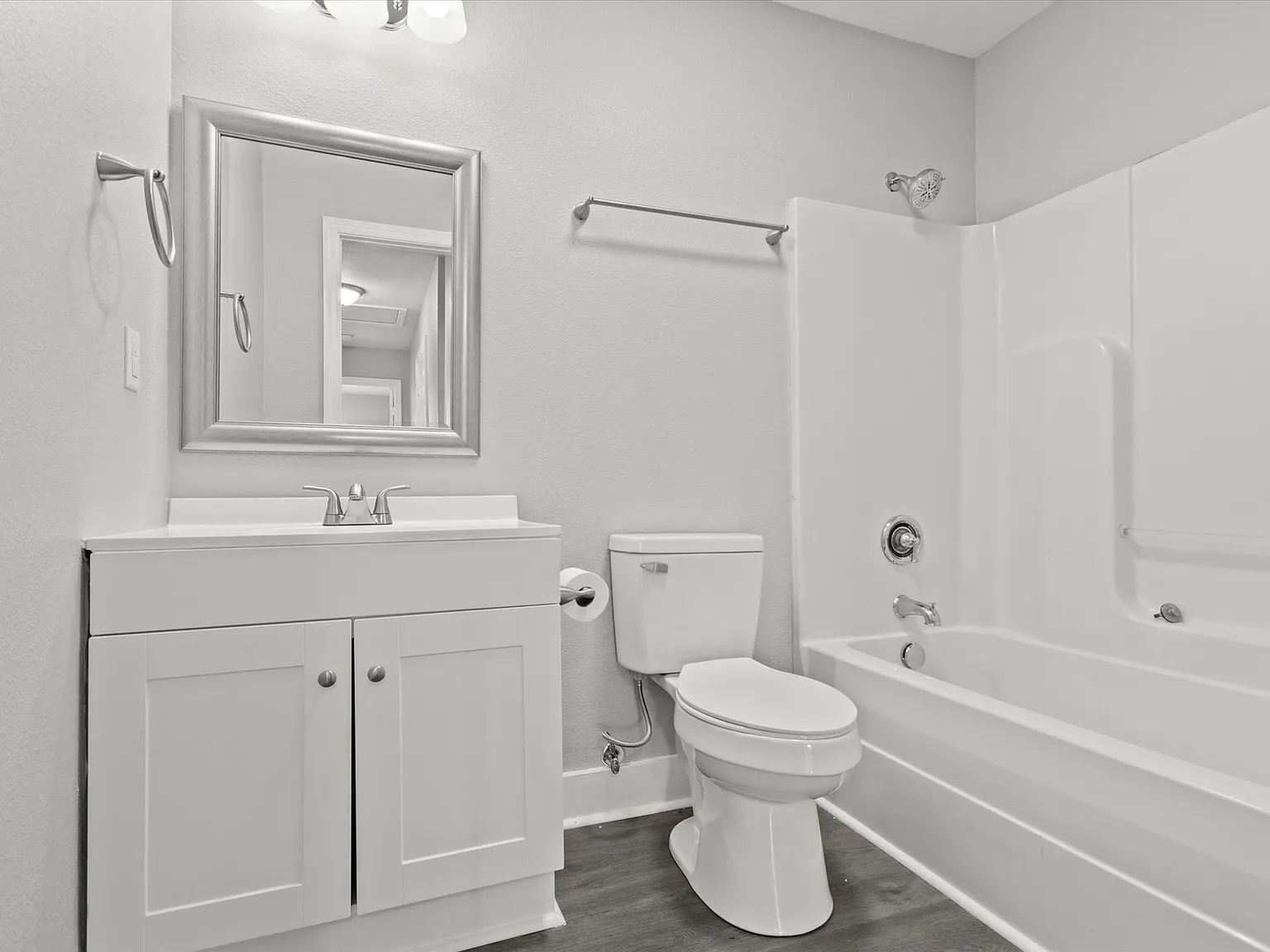 3 bed, 1500 sqft, $1,800 — Photo 3