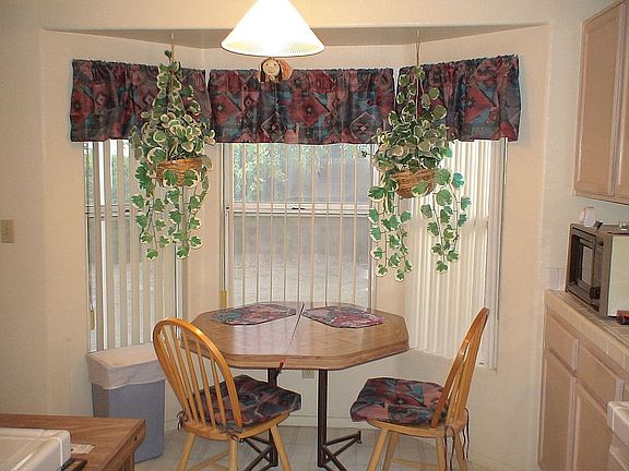 Nook with Bay window