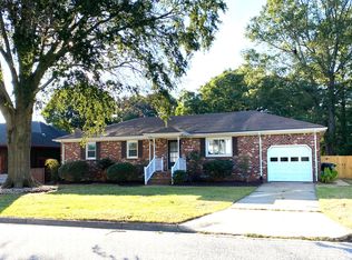 159 Huntington Dr, Virginia Beach, VA 23462