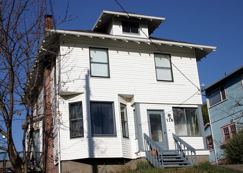 2nd image of 116 NW 40th St