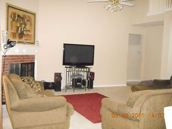 4th image of 1509 Tumble Creek Dr