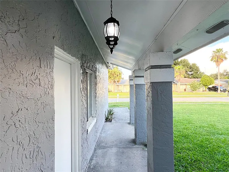 11340 Cardiff Dr — Photo 47