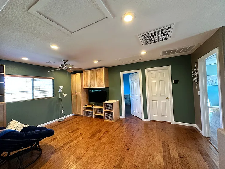 1380 Haven Green Ct — Photo 15
