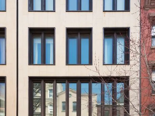 26 Downing Street image 1 of 22