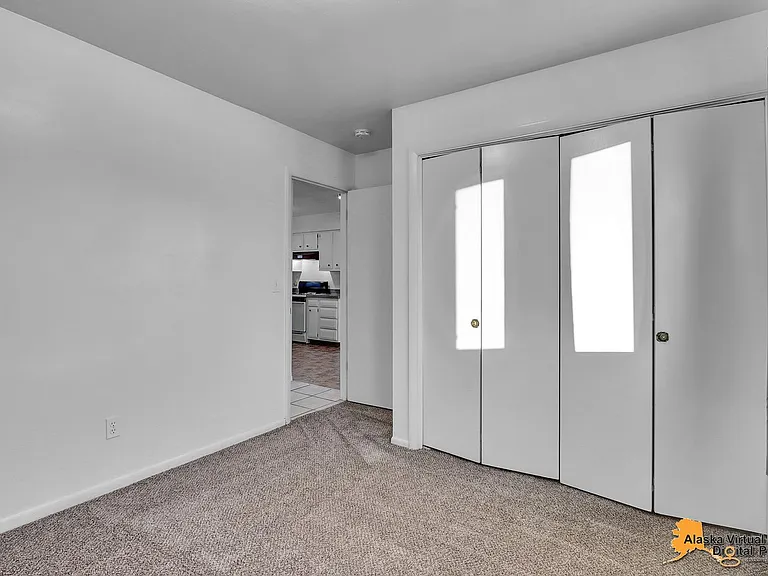 6800 Weimer Rd — Photo 23