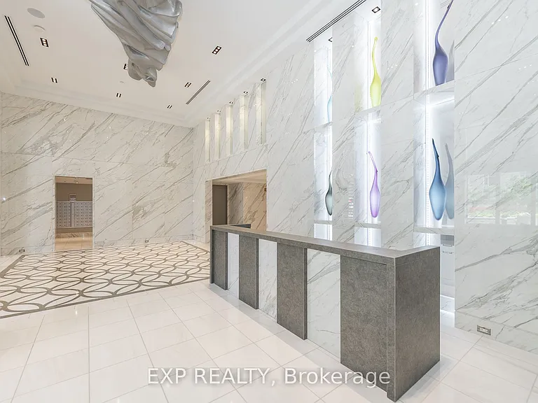 111 Champagne Ave S #1505 — Photo 5