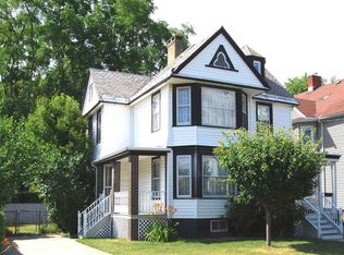 9 Willow St, Beacon, NY 12508