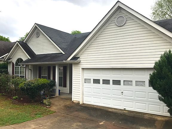 2nd image of 5707 Cove Ln