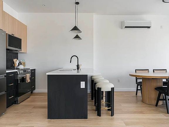 3rd image of 11-14 35th Ave #719