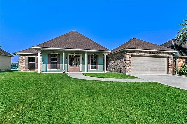 2nd image of 115 Riverwood Dr
