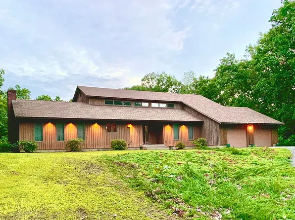 17 James Ln, Marlborough, CT 06447