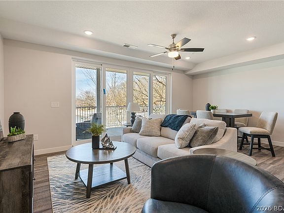 3rd image of 104 Sierra Bay Dr #2F