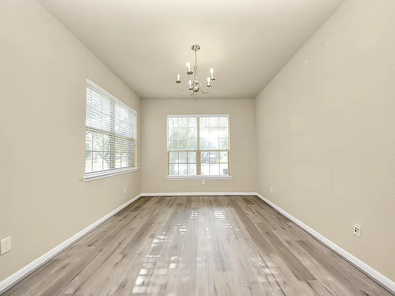 6106 Grassy Haven Ln — Photo 12