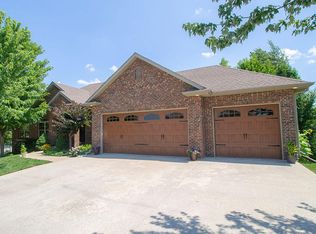 4703 Silver Cliff Dr, Columbia, MO 65203