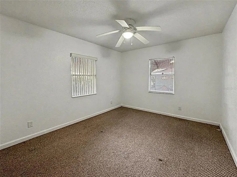 612 Kensington St — Photo 14