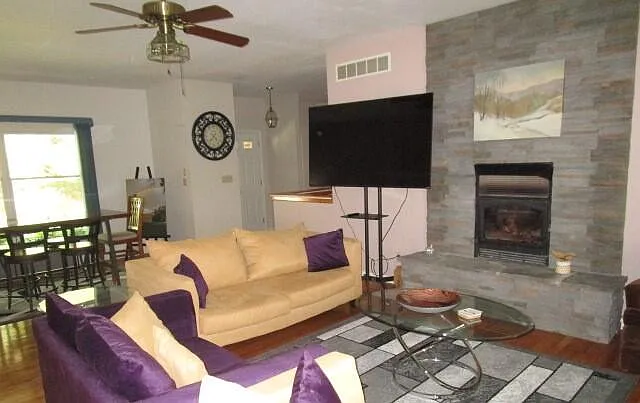 5 bed, 3.0 bath, $2,900 — Photo 3