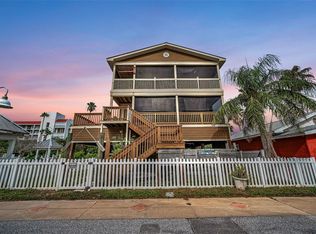 19105 Whispering Pines Dr, Indian Shores, FL 33785