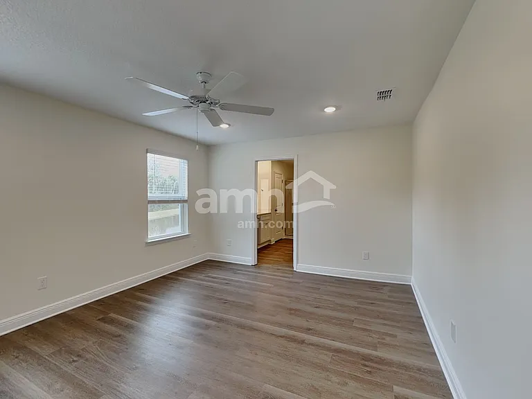 1550 Blue Nile Point — Photo 10
