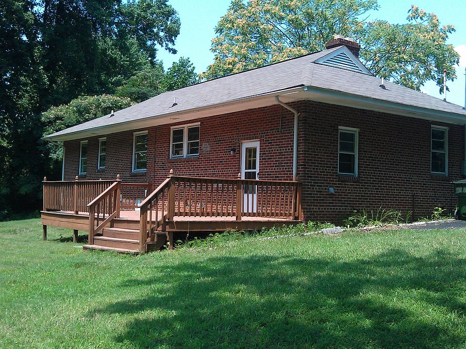 2nd image of 3644 Plainfield Rd