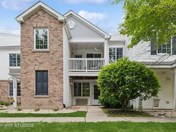 1504 McClure Rd Unit 1504, Aurora, IL 60505