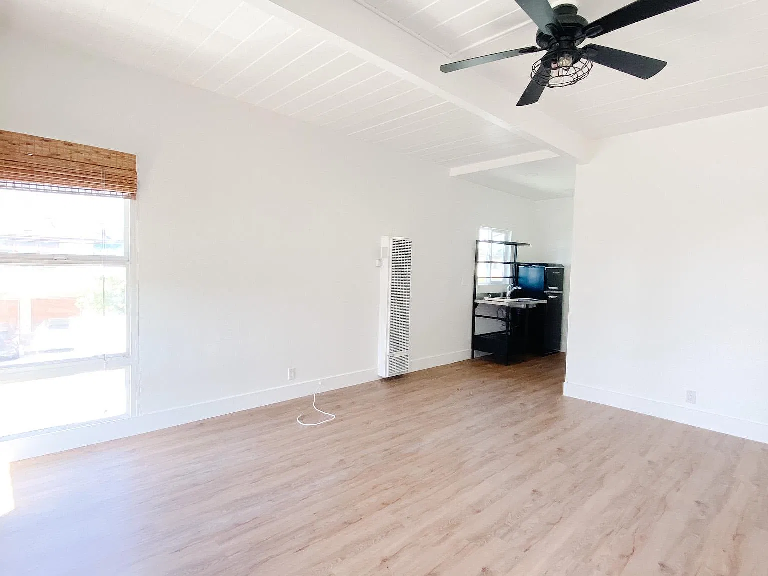 Studio, 400 sqft, $1,850 — Photo 4