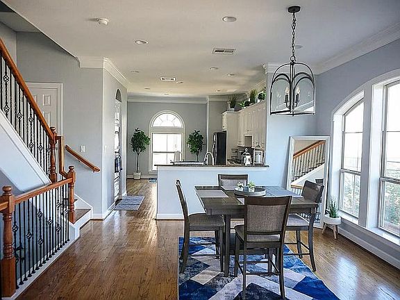 4th image of 3303-1 Bingham Manor Ln