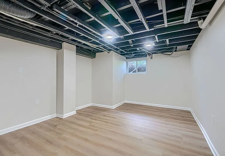 2976 Cornwall Rd #1 — Photo 20
