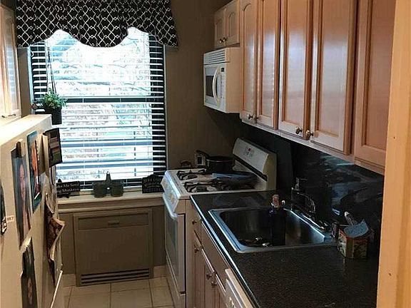 3rd image of 213-05 75th Ave #6N