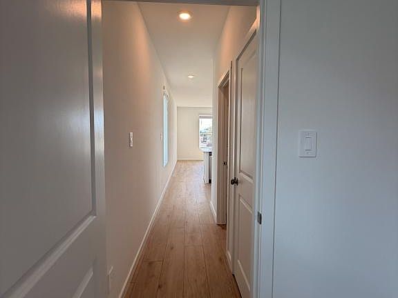 5th image of 5063 Loggia Ln #B