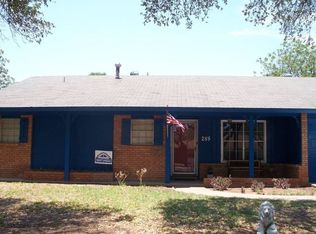 285 Twin Oaks Dr, San Angelo, TX 76901