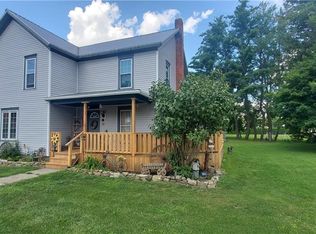 27 Chestnut St, Belfast, NY 14711