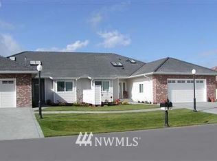 120 Cascadia Loop UNIT 18B, Sequim, WA 98382