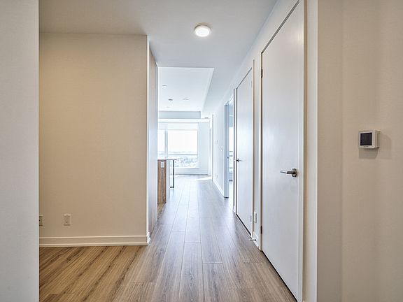 5th image of 7950 Bathurst St #1A