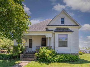 301 W Short St, Cole Camp, MO 65325