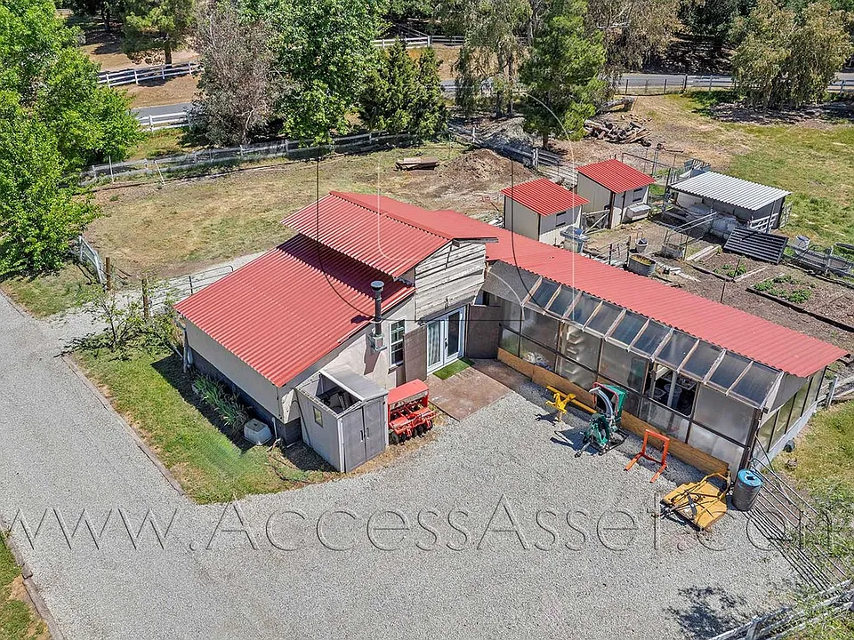 17700 Rodeo Rd